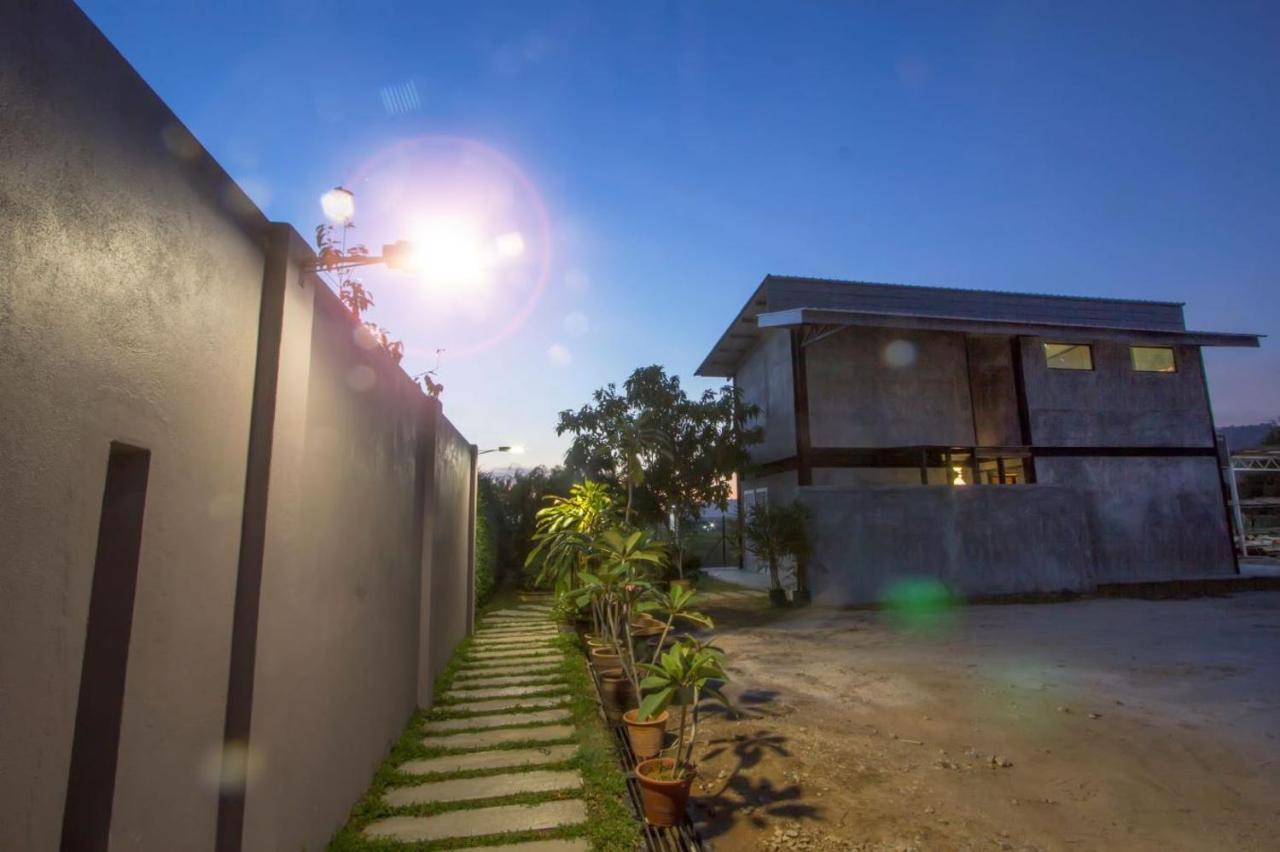 Villa Paddy Padang Mat Sirat Kültér fotó